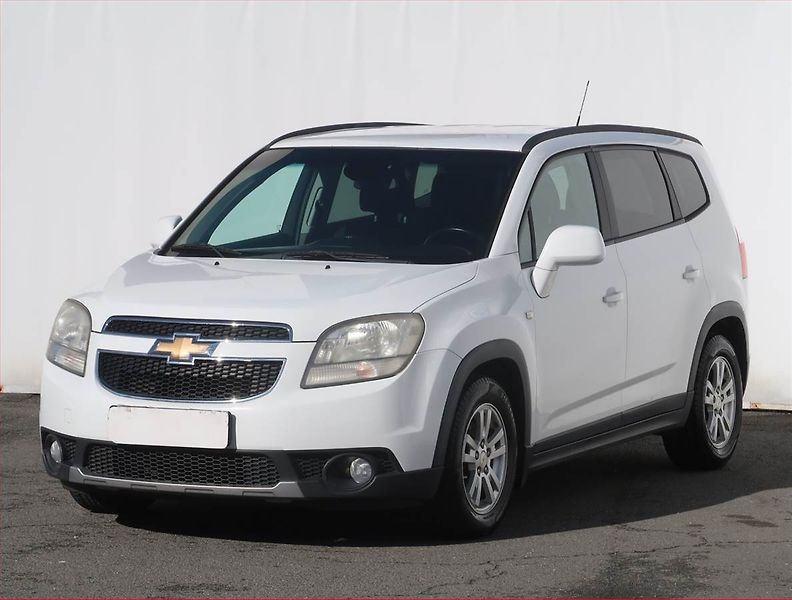 Chevrolet Orlando (2013) 2.0 VCDi, 7 míst, nová STK - fotka 2 z 19