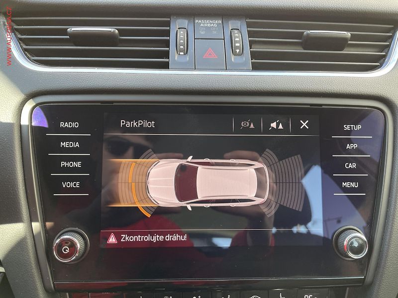 Škoda Octavia (2020) 1.6 TDi, 2.maj,ČR, Style - fotka 12 z 20