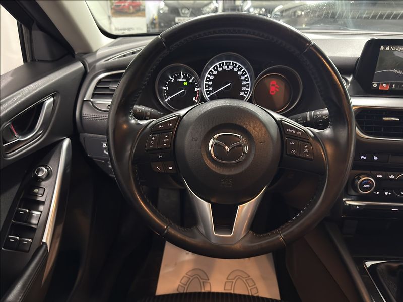 Mazda 6 2,2   D 1.MAJITEL 1.ROK ZÁRUKA - fotka 27 z 42