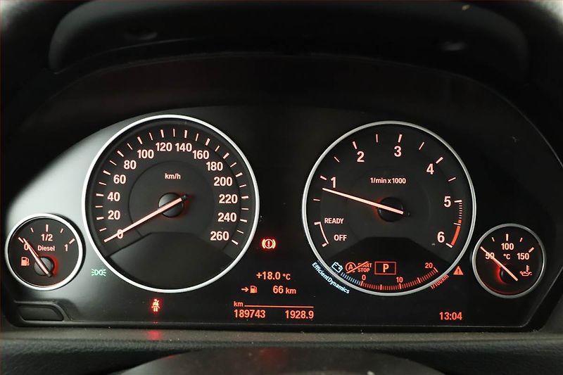 BMW Řada 3 (2014) 320 d xDrive, 4X4, Automat - fotka 8 z 17