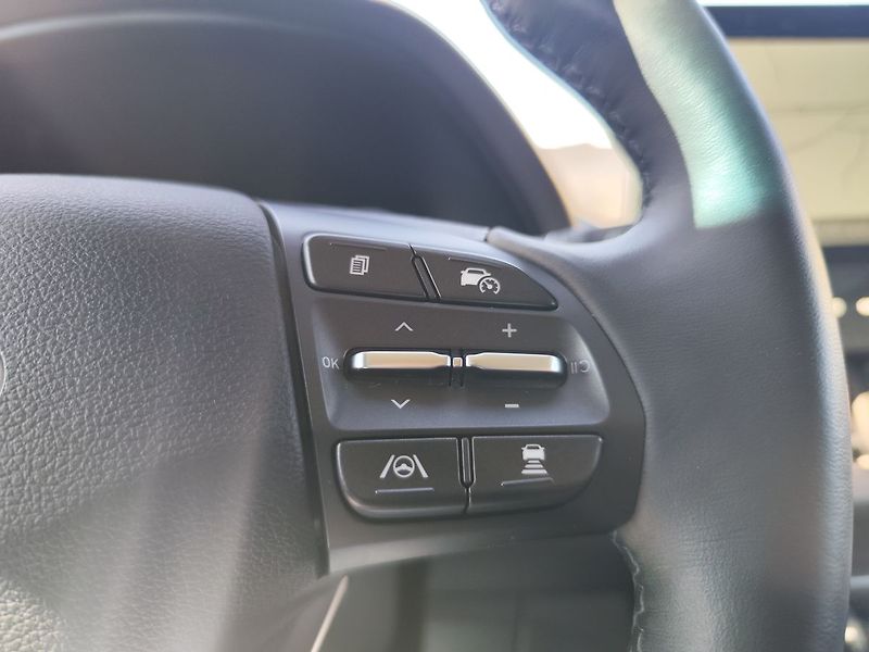 Hyundai i30 1.0 T-GDi/74kW Style DCT MHEV - fotka 28 z 36
