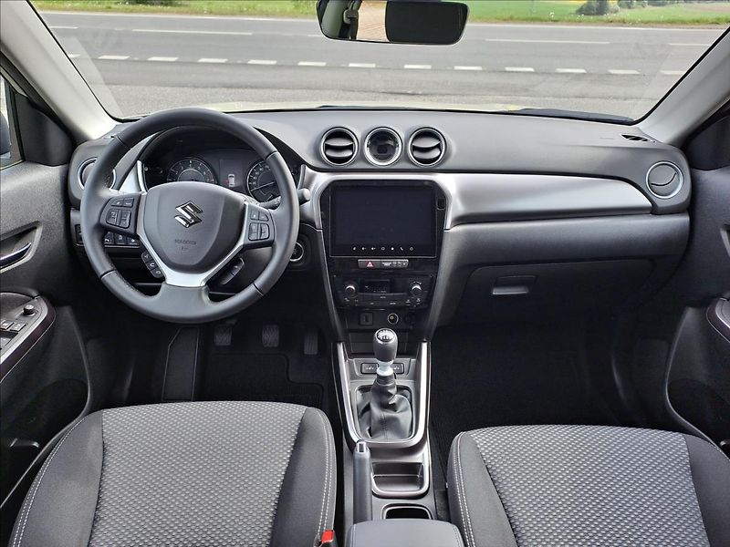 Suzuki Vitara (2026) 1,4 BoosterJet Premium - fotka 18 z 21
