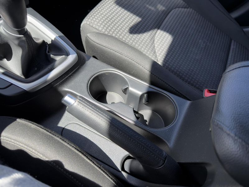 Kia Ceed 1.0 t-gdi 88 kW / DPH - fotka 17 z 20