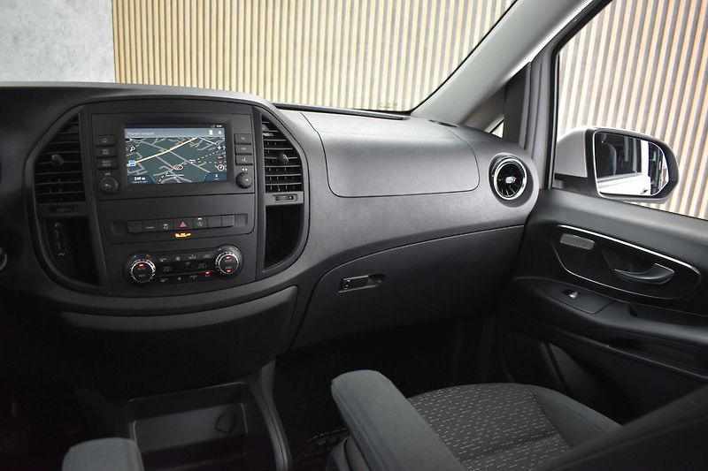 Mercedes-Benz Vito 119 CDi 4x4*LONG*8.MÍST*DPH*ČR - fotka 9 z 39