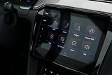 Volkswagen Passat 2.0TDI 110kW Manuál HUD Panora - náhled 23