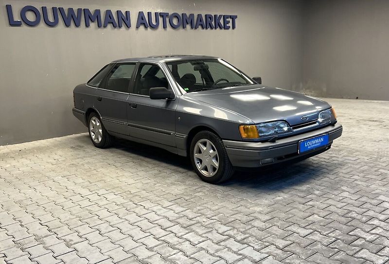 Ford Scorpio GHIA - fotka 13 z 16