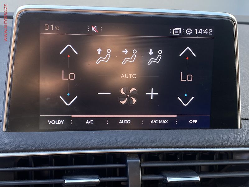 Peugeot 3008 (2019) 2.0 HDi, GT, AT, LED, navi - fotka 16 z 18