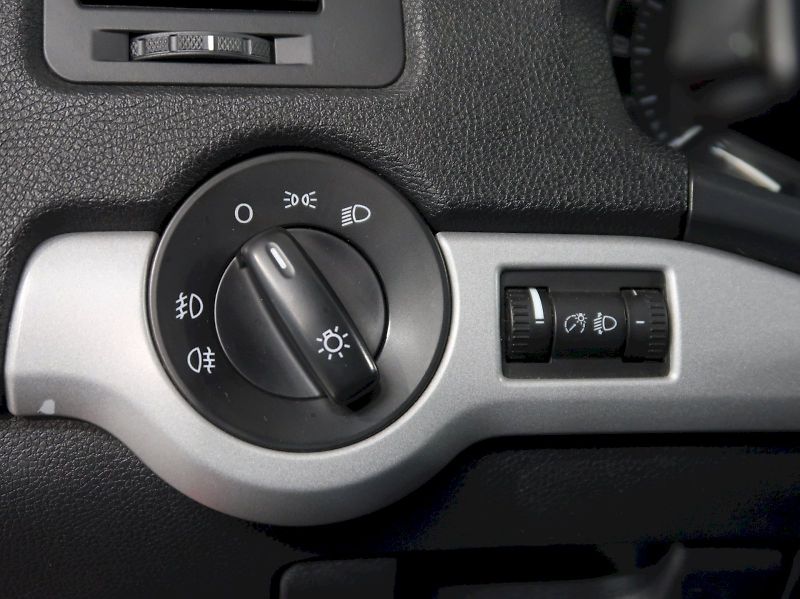Škoda Octavia (2012) AMBITION 1.6TDI 77KW - fotka 21 z 27