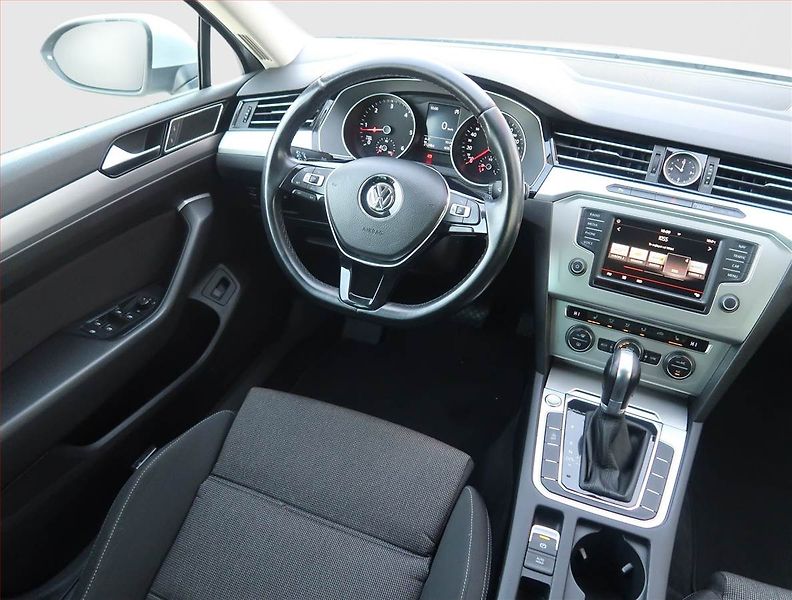 Volkswagen Passat (2015) Comfortline 2.0 TDI, Automat - fotka 7 z 16