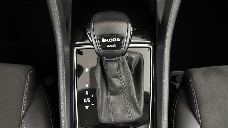 Škoda Kodiaq 2.0 TDI DSG 4x4 Style - fotka 24 z 28