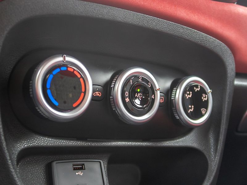 Fiat 500L (2013) 0.9T 77KW – KLIMA - fotka 24 z 44