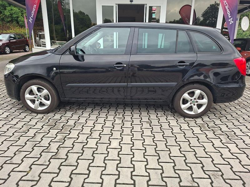 Škoda Fabia (2008) 1.4i 63kW -AUT.KLIMA-TEMPOMAT - fotka 5 z 30
