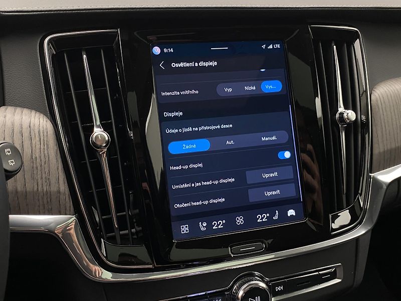 Volvo V90 CC B4 AWD ULTIMATE AUT  - fotka 56 z 62