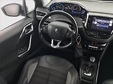 Peugeot 2008 (2016) Allure 1.2 PureTech, Automat - náhled 7