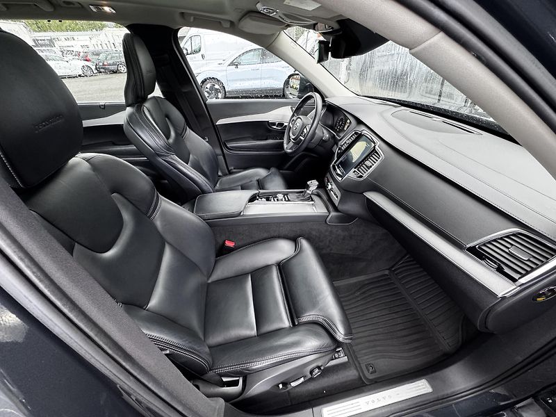 Volvo XC90 D5 AWD Inscription/PANO/7m* - fotka 12 z 49