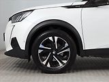 Peugeot 2008 (2021) GT Line 1.2 PureTech, Automat - náhled 13