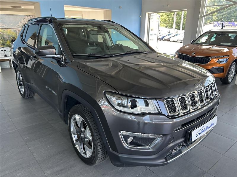 Jeep Compass 2,0   M-Jet 103kW,4x4 - fotka 1 z 26