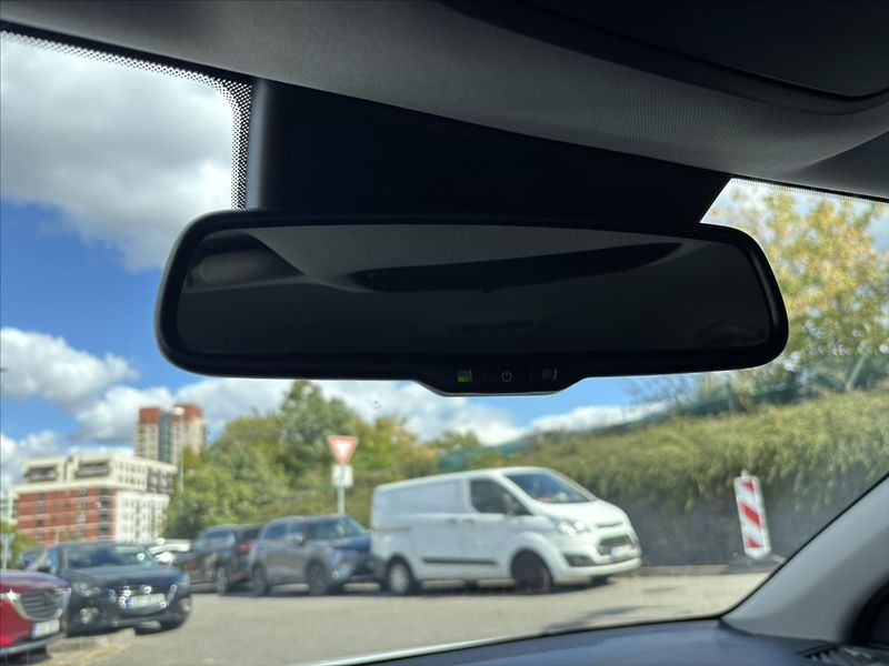 Kia Ceed 1,5 TGDi TOP ZÁRUKA TOP STAV - fotka 36 z 42