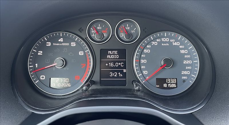 Audi A3 1,2 TFSI Sportback 77kw servis - fotka 14 z 23