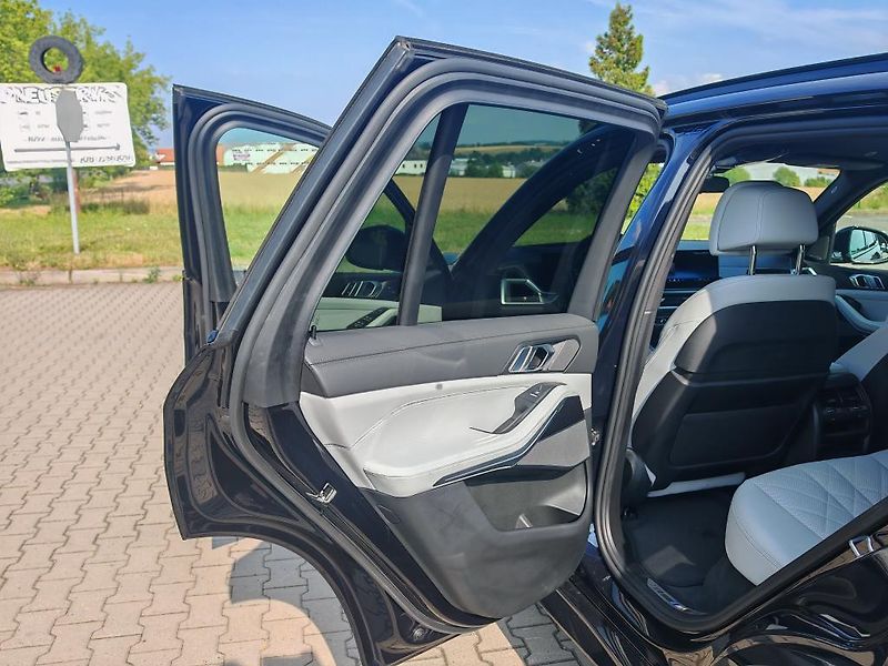 BMW X5 30d xD M-sport,CZ,Harman - fotka 35 z 40
