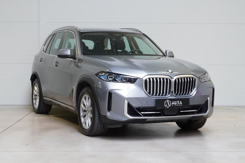 BMW X5 Xdrive30d,ČR,DPH,360,HUD,ACC - fotka 3 z 39