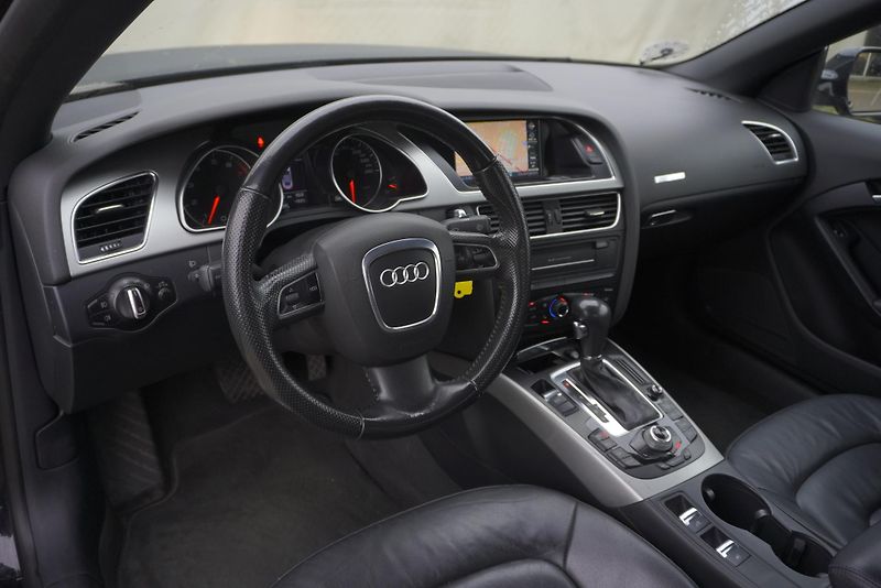 Audi A5 (2009) 2,0 TFSI KABRIO AUTOMAT - fotka 5 z 25