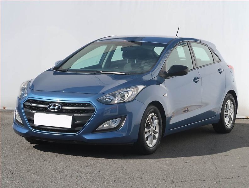 Hyundai i30 (2015) 1.6 MPI, Serv.kniha, Tempomat - fotka 2 z 17
