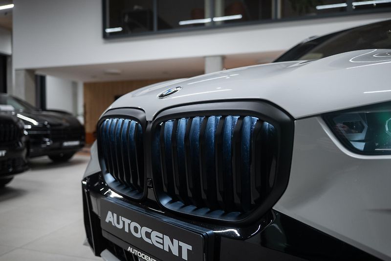 BMW X5 (2025) M40xD 250KW NEZÁVISLÉ TAŽNÉ  - fotka 4 z 59
