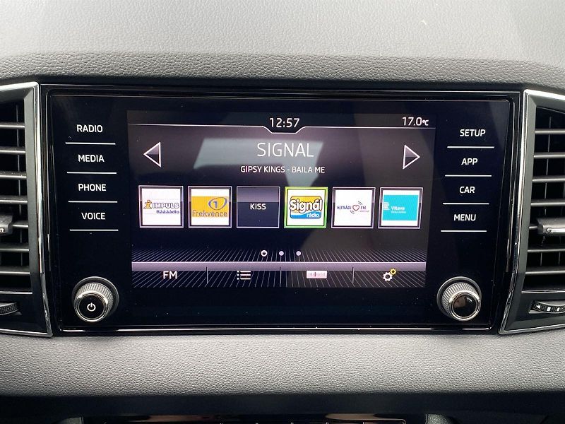 Škoda Karoq (2019) 2.0 TDI 4x4 Ambition Plus - fotka 13 z 31