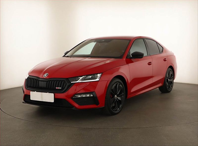 Škoda Octavia (2022) RS 2.0 TSI - fotka 2 z 16