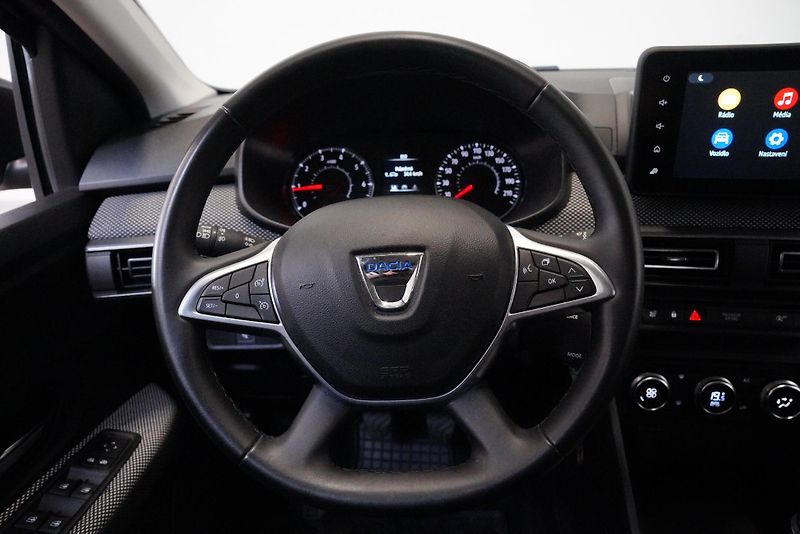 Dacia Sandero - fotka 18 z 27