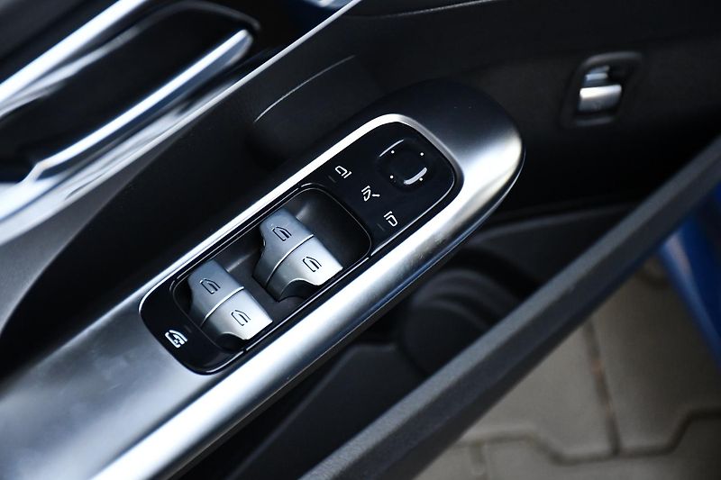 Mercedes-Benz Třídy C 220D 4M AMG ČR  - fotka 26 z 55
