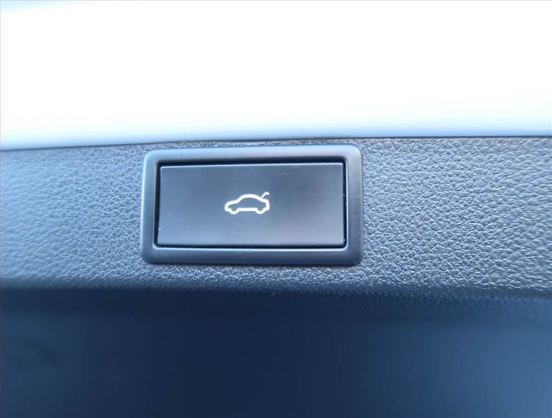Škoda Octavia (2022) Ambition 1.0 TSI, Navi - fotka 22 z 23