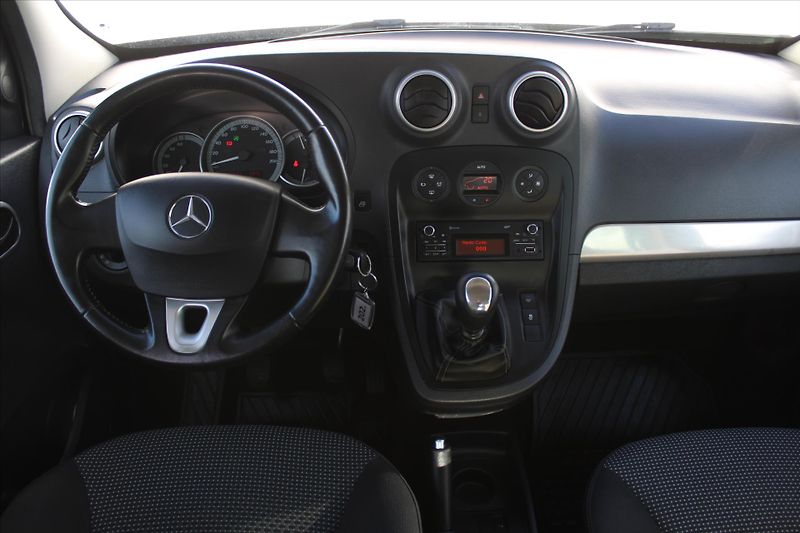 Mercedes-Benz Citan TOURER 112 84kW DPH - fotka 13 z 18