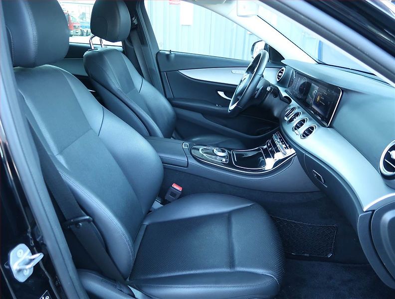 Mercedes-Benz Třídy E (2017) E 220 d - fotka 9 z 27