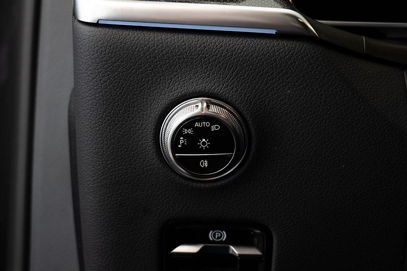 Mercedes-Benz GLC d 4MATIC 360/LED/Záruka/AMG - fotka 18 z 22