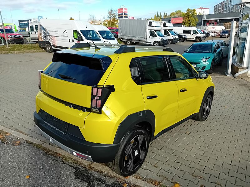 Fiat Grande Panda Electric (2026) 44kWh 113k LaPrima 8 ZÁRUKY - fotka 5 z 20