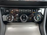 Škoda Superb 2,0 TDi DPH  360° Travel Asist - náhled 25