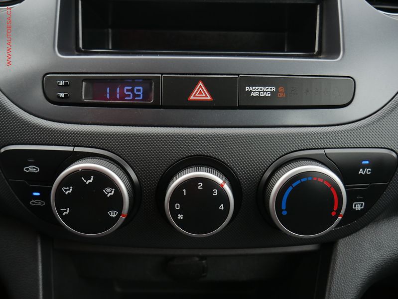 Hyundai i10 (2018) 1.0i, ČR, AC - fotka 14 z 18