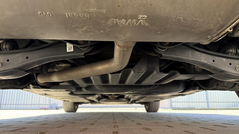 Volkswagen Touran (2022) 2.0TDi*110kW*DSG*7MÍST*STYLE* - fotka 7 z 29