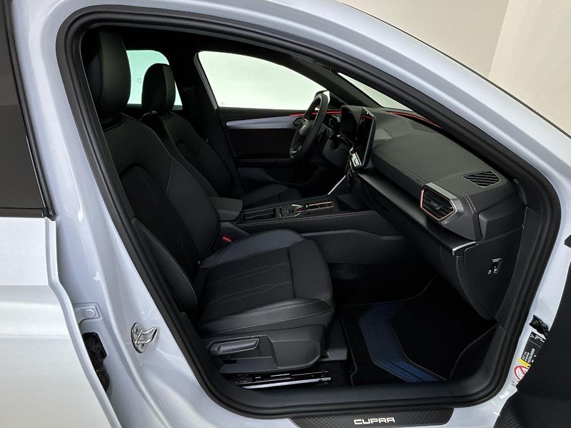 Cupra Leon (2026) Kombi - fotka 9 z 29