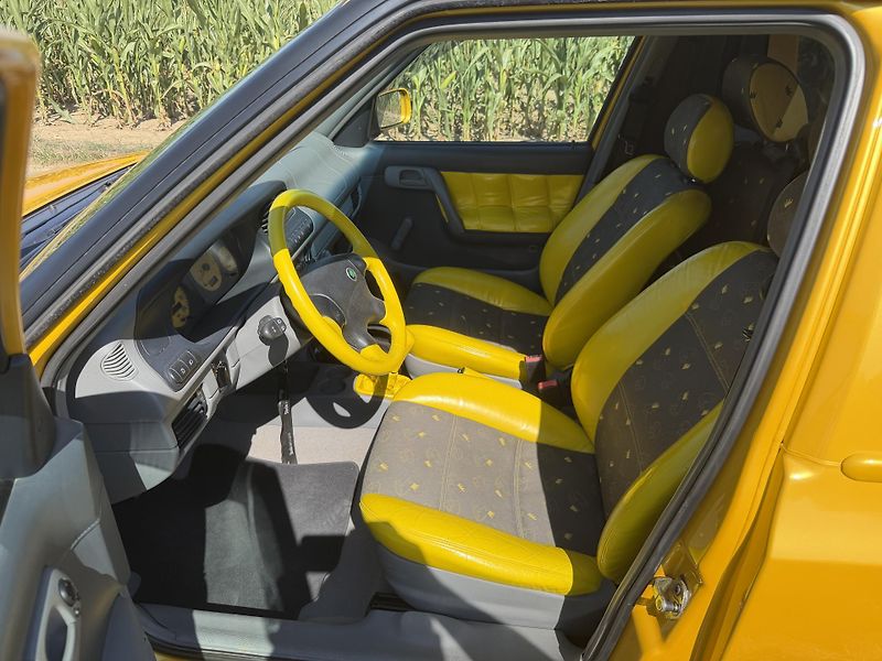 Škoda Felicia (2000) FUN 1,6MPI KOMPLETNÍ RENOVACE - fotka 42 z 83