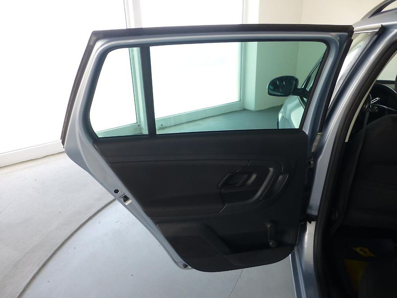 Škoda Fabia (2011) 1,2TSI*DIGIKLIMA*PARK S*VYHŘ.S - fotka 13 z 24