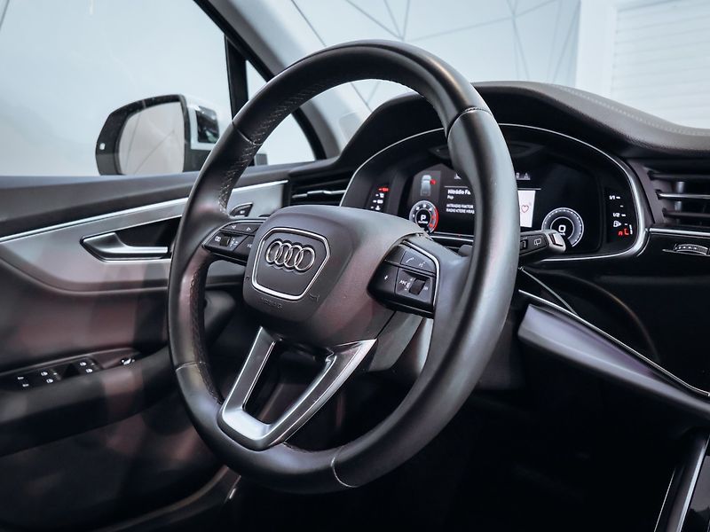 Audi Q7 3.0TDI Quattro 210kW - fotka 21 z 31