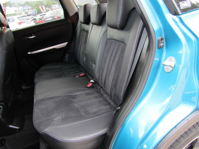 Suzuki Vitara (2017) 1.6VVT 4x4, 1.maj,ČR, LED - fotka 10 z 18