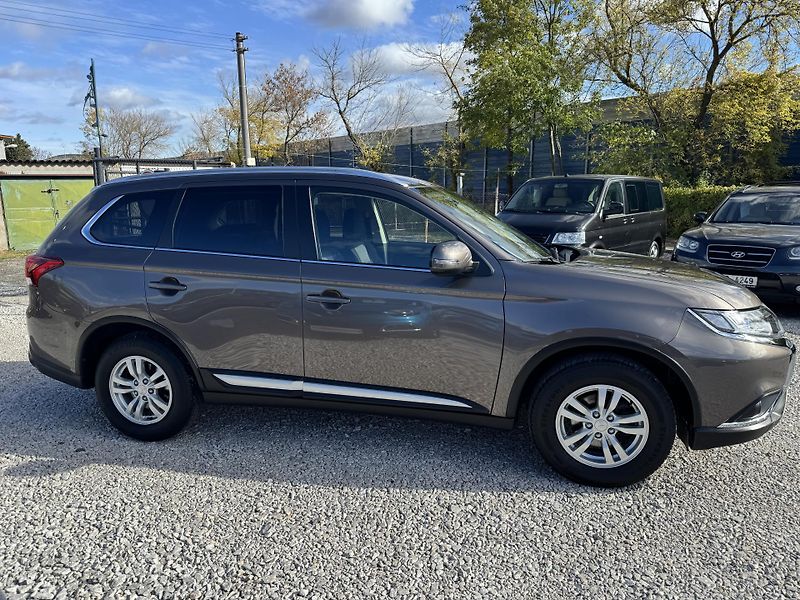 Mitsubishi Outlander (2021) 2.0i,MIVEC(110KW) DPH - fotka 4 z 40
