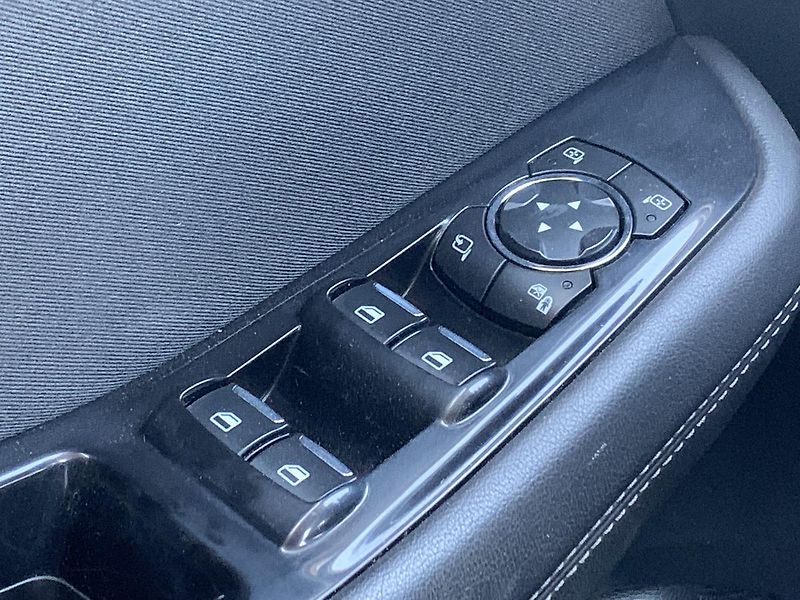 Ford Galaxy 2.0TDCi AUTOMAT  7MÍST  TAŽNÉ - fotka 9 z 54