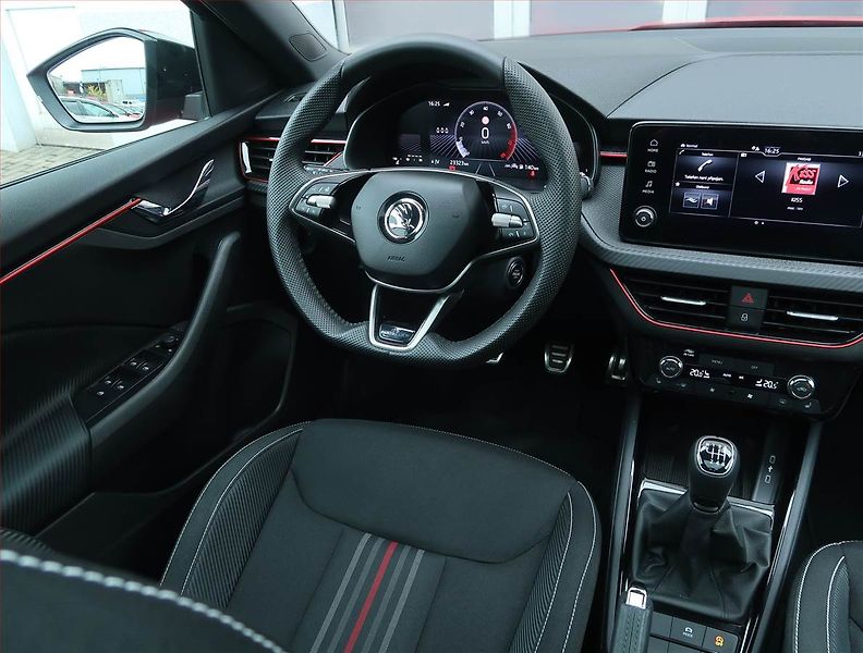 Škoda Octavia (2018) Ambition 1.4 TSI, Serv.kniha - fotka 7 z 18