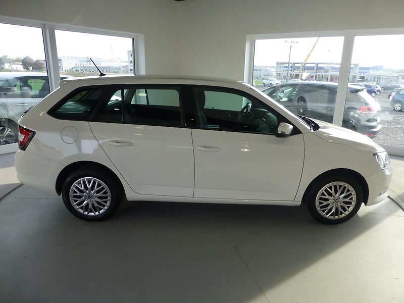 Škoda Fabia (2015) 1,2TSI-81KW**KLIMATIZACE - fotka 4 z 22