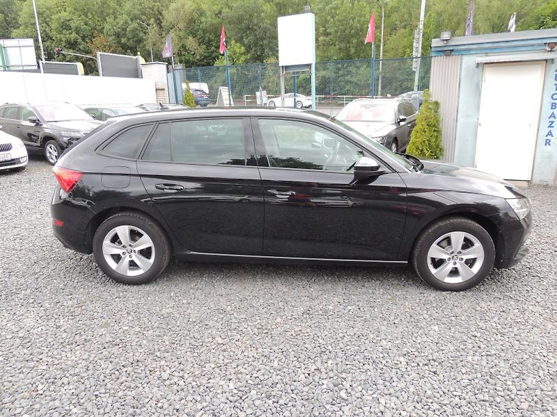 Škoda Scala (2022) 1.5TSi,110kw,AMB+,ČR,1.majitel - fotka 4 z 52